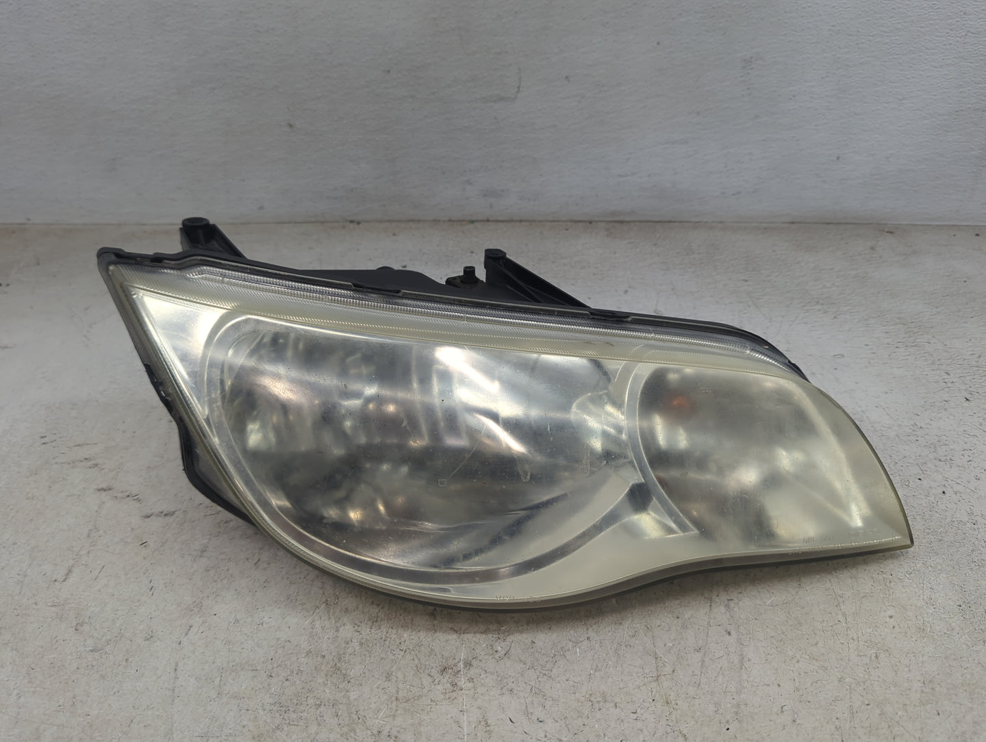 2003-2005 Saturn Ion Passenger Right Oem Head Light Headlight Lamp - Oemusedautoparts1.com