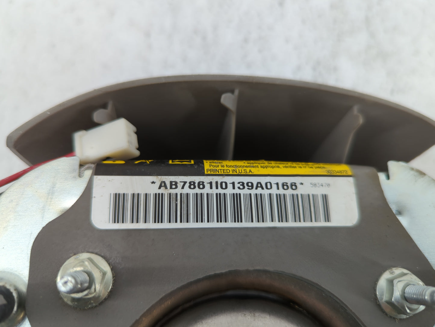 2003 Saturn Ion Air Bag Driver Left Steering Wheel Mounted P/N:30337860EWA Fits OEM Used Auto Parts - Oemusedautoparts1.com