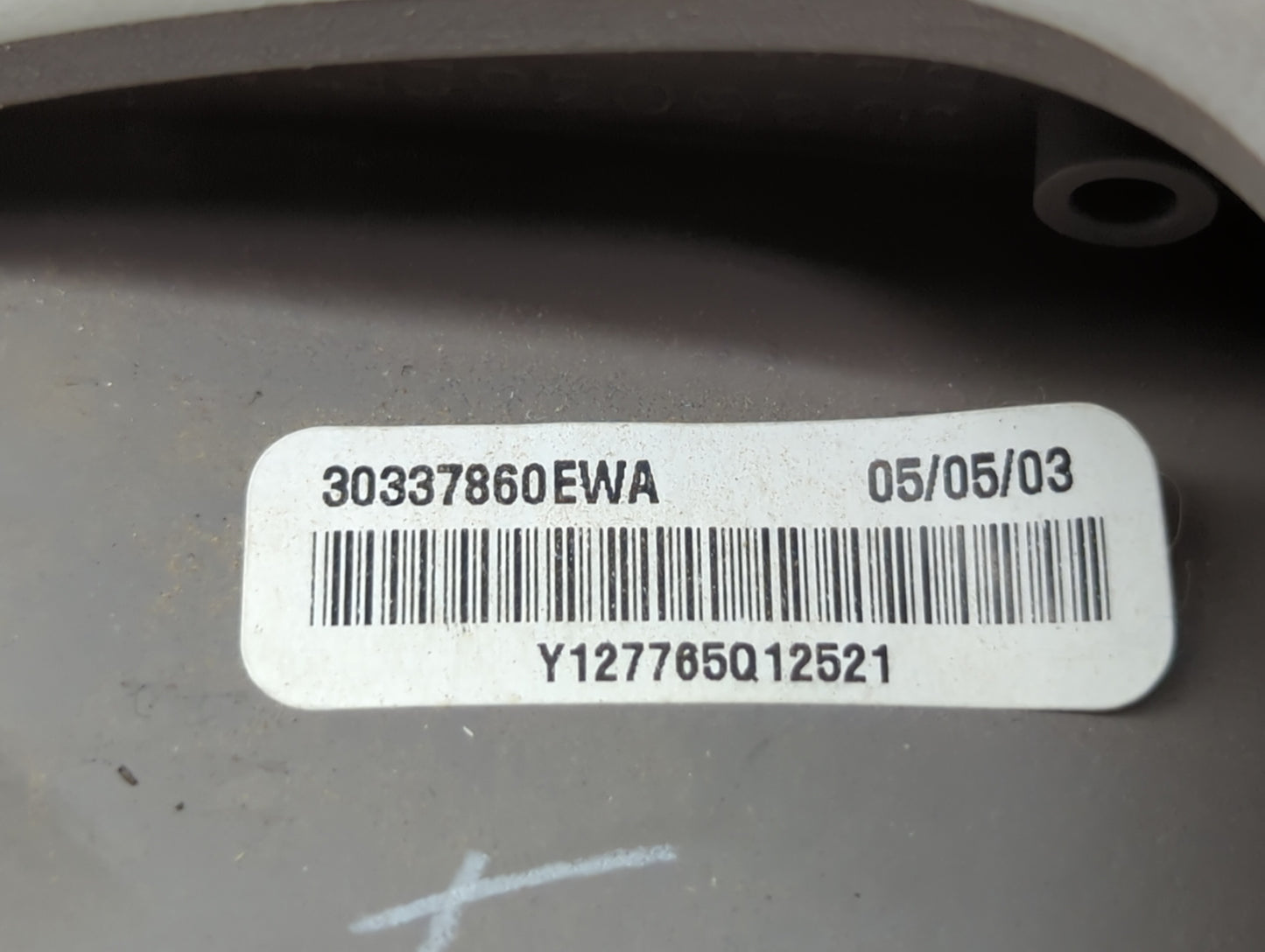 2003 Saturn Ion Air Bag Driver Left Steering Wheel Mounted P/N:30337860EWA Fits OEM Used Auto Parts - Oemusedautoparts1.com