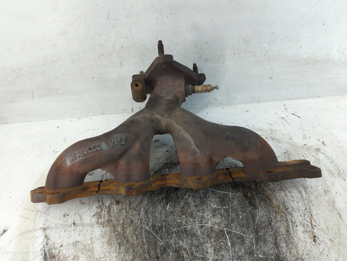 2003-2005 Saturn Ion Turbocharger Exhaust Manifold With Turbo Charger - Oemusedautoparts1.com