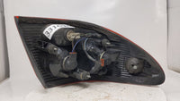 2003 Saturn L200 Tail Light Assembly Passenger Right OEM P/N:22699951 Fits Fits 2004 2005 OEM Used Auto Parts - Oemusedautop