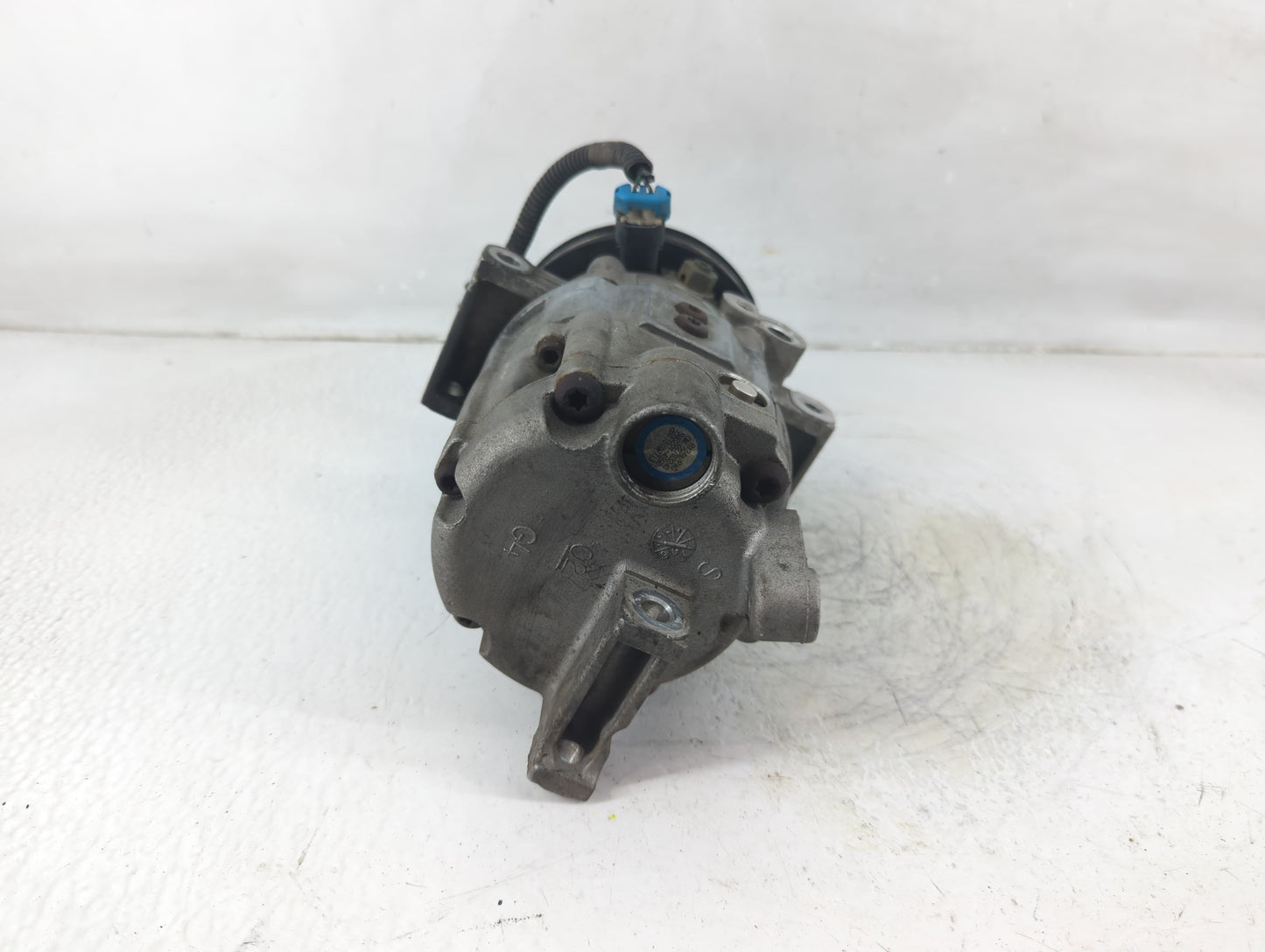 2002-2005 Saturn L300 Air Conditioning A/c Ac Compressor Oem - Oemusedautoparts1.com