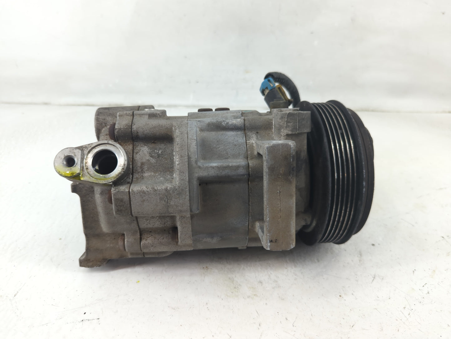 2002-2005 Saturn L300 Air Conditioning A/c Ac Compressor Oem - Oemusedautoparts1.com