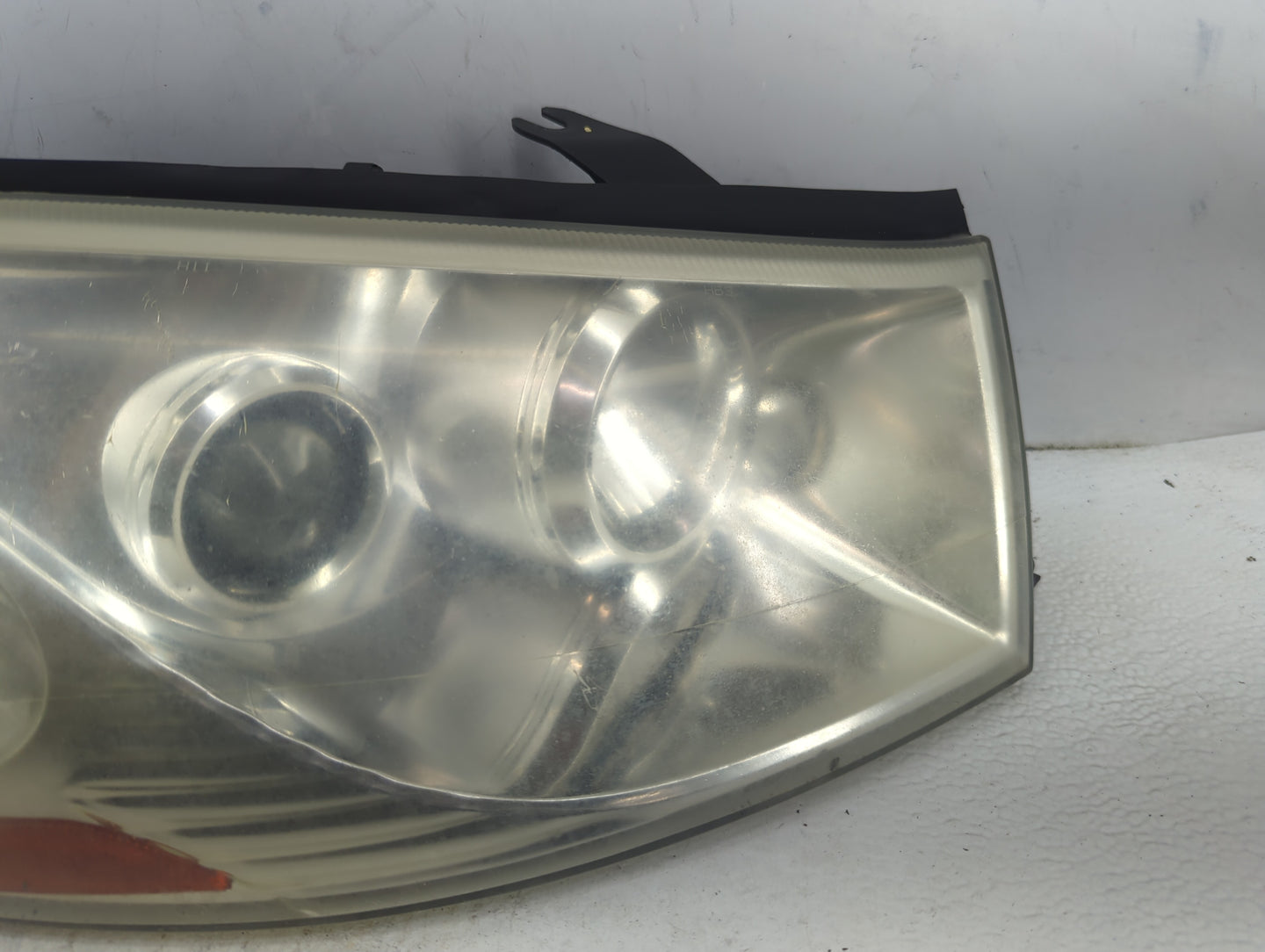 2003-2005 Saturn L300 Passenger Right Oem Head Light Headlight Lamp - Oemusedautoparts1.com