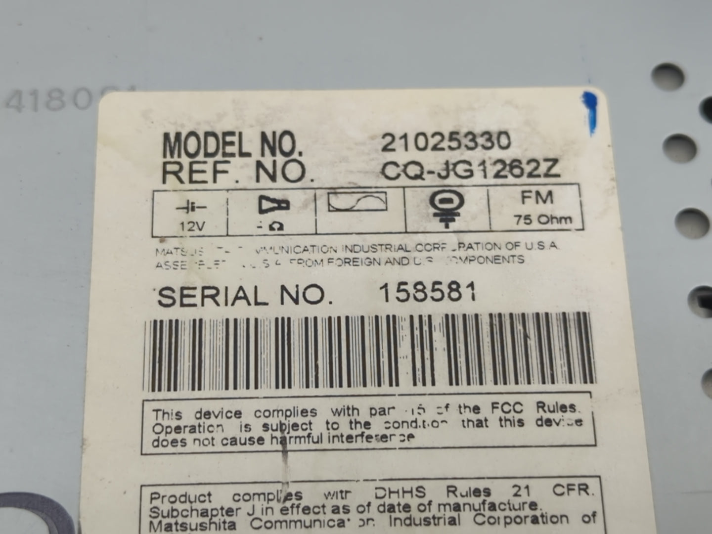2001-2003 Saturn L300 Radio AM FM Cd Player Receiver Replacement P/N:21025330 Fits Fits 2000 2001 2002 2003 OEM Used Auto Pa