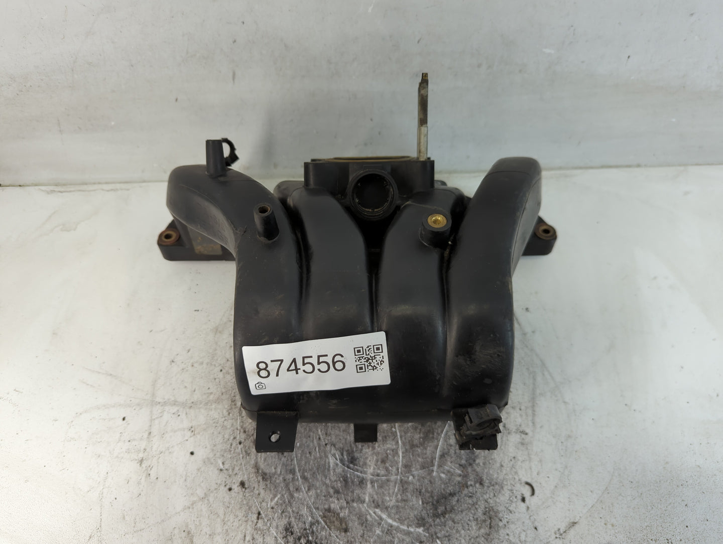 2001-2003 Saturn Lw200 Air Intake Manifold P/N:24409050 Fits Fits 2000 2001 2002 2003 OEM Used Auto Parts - Oemusedautoparts