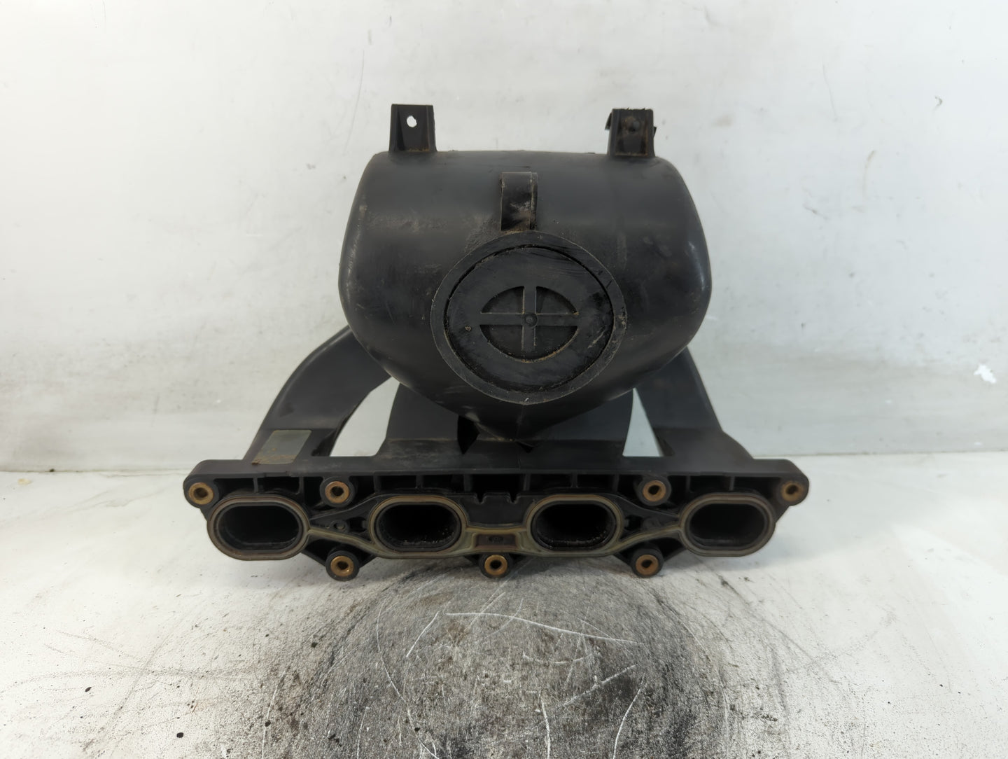 2001-2003 Saturn Lw200 Air Intake Manifold P/N:24409050 Fits Fits 2000 2001 2002 2003 OEM Used Auto Parts - Oemusedautoparts