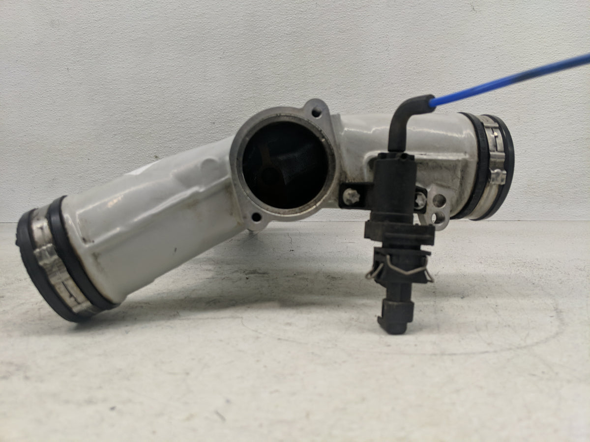 2001-2003 Saturn Lw300 Air Intake Manifold Fits Fits 2000 2001 2002 2003 OEM Used Auto Parts - Oemusedautoparts1.com