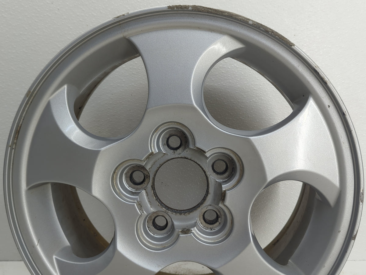 2002-2004 Saturn Vue Oem Wheel Rim Silver - Oemusedautoparts1.com