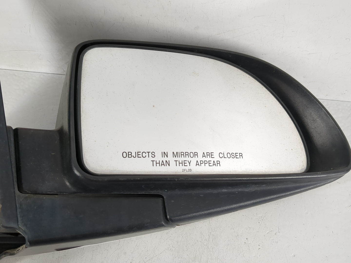 2003-2006 Saturn Vue Passenger Side View Mirror - Right Door Mirror OEM Used - Oemusedautoparts1.com
