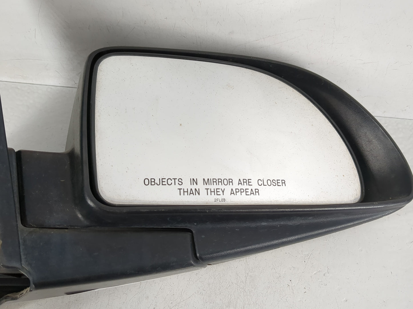 2003-2006 Saturn Vue Passenger Side View Mirror - Right Door Mirror OEM Used - Oemusedautoparts1.com
