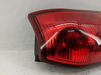 2002-2003 Saturn Vue Tail Light Assembly Passenger Right OEM P/N:2C04AG8756 Fits Fits 2002 2003 OEM Used Auto Parts - Oemuse