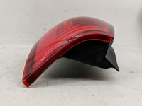 2002-2003 Saturn Vue Tail Light Assembly Passenger Right OEM P/N:22692371 Fits Fits 2002 2003 OEM Used Auto Parts - Oemuseda