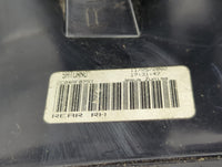 2002-2003 Saturn Vue Tail Light Assembly Passenger Right OEM P/N:2C04AF0793 Fits Fits 2002 2003 OEM Used Auto Parts - Oemuse