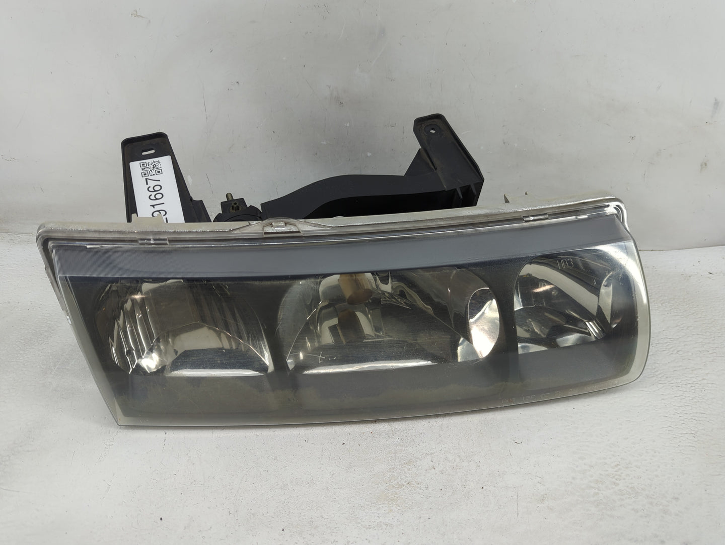 2002-2004 Saturn Vue Passenger Right Oem Head Light Headlight Lamp - Oemusedautoparts1.com