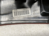 2002-2003 Saturn Vue Tail Light Assembly Passenger Right OEM P/N:2C04AF0793 Fits Fits 2002 2003 OEM Used Auto Parts - Oemuse