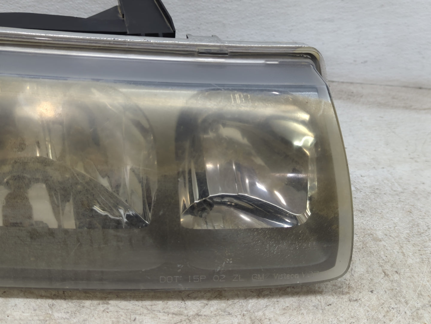 2002-2004 Saturn Vue Passenger Right Oem Head Light Headlight Lamp - Oemusedautoparts1.com