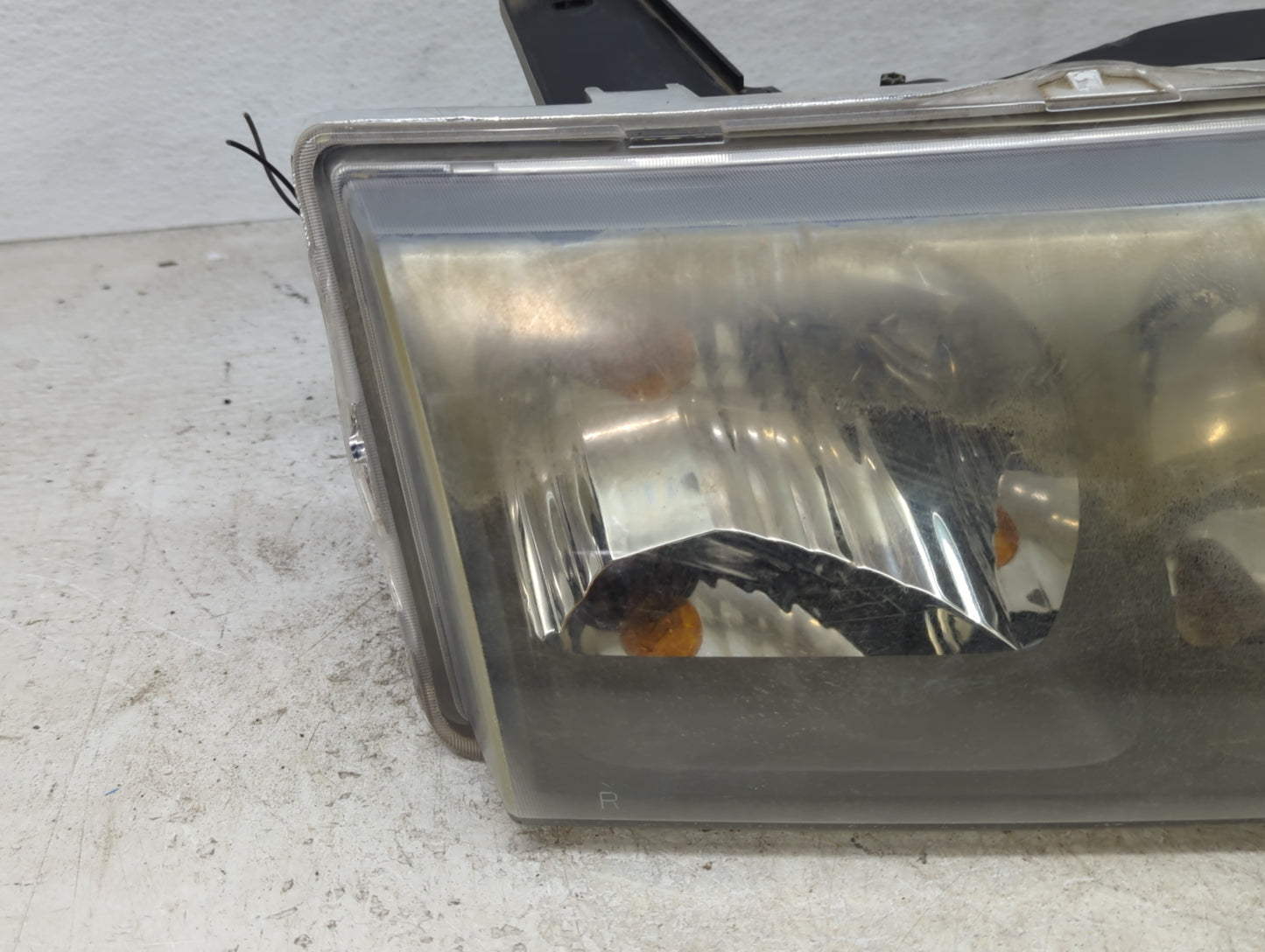 2002-2004 Saturn Vue Passenger Right Oem Head Light Headlight Lamp - Oemusedautoparts1.com