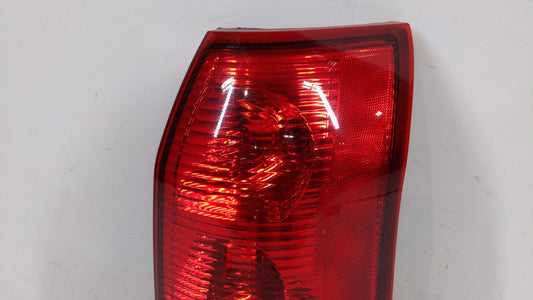 2002-2003 Saturn Vue Tail Light Assembly Passenger Right OEM P/N:22692371 22711438 Fits Fits 2002 2003 OEM Used Auto Parts