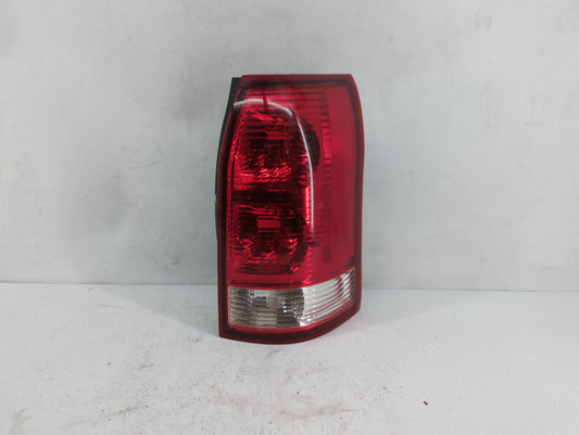 2002-2003 Saturn Vue Tail Light Assembly Passenger Right OEM P/N:22692371 22711438 Fits Fits 2002 2003 OEM Used Auto Parts -