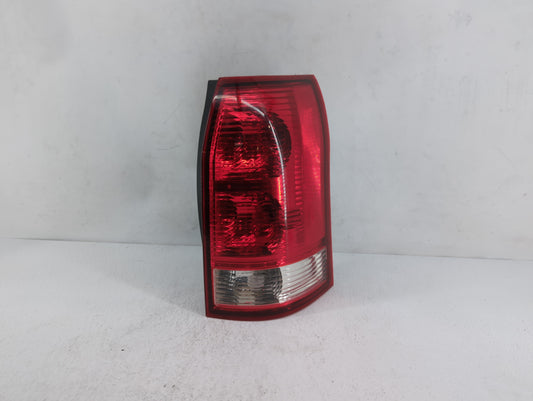 2002-2003 Saturn Vue Tail Light Assembly Passenger Right OEM P/N:22692371 22711438 Fits Fits 2002 2003 OEM Used Auto Parts -
