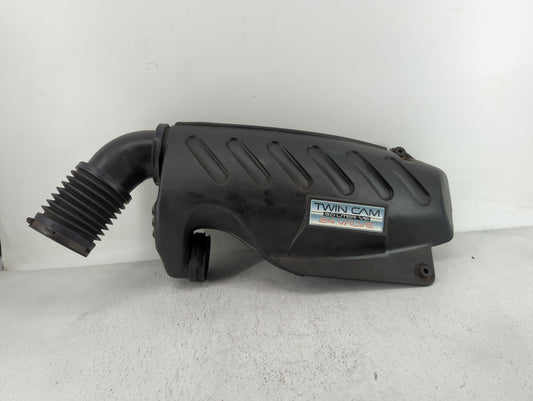 2003 Saturn Vue Engine Cover - Oemusedautoparts1.com