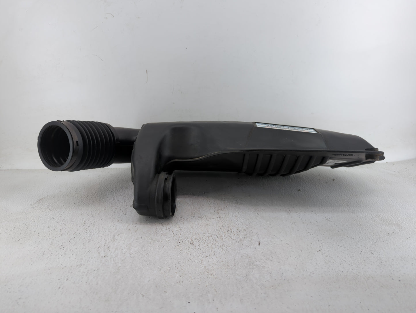 2003 Saturn Vue Engine Cover - Oemusedautoparts1.com