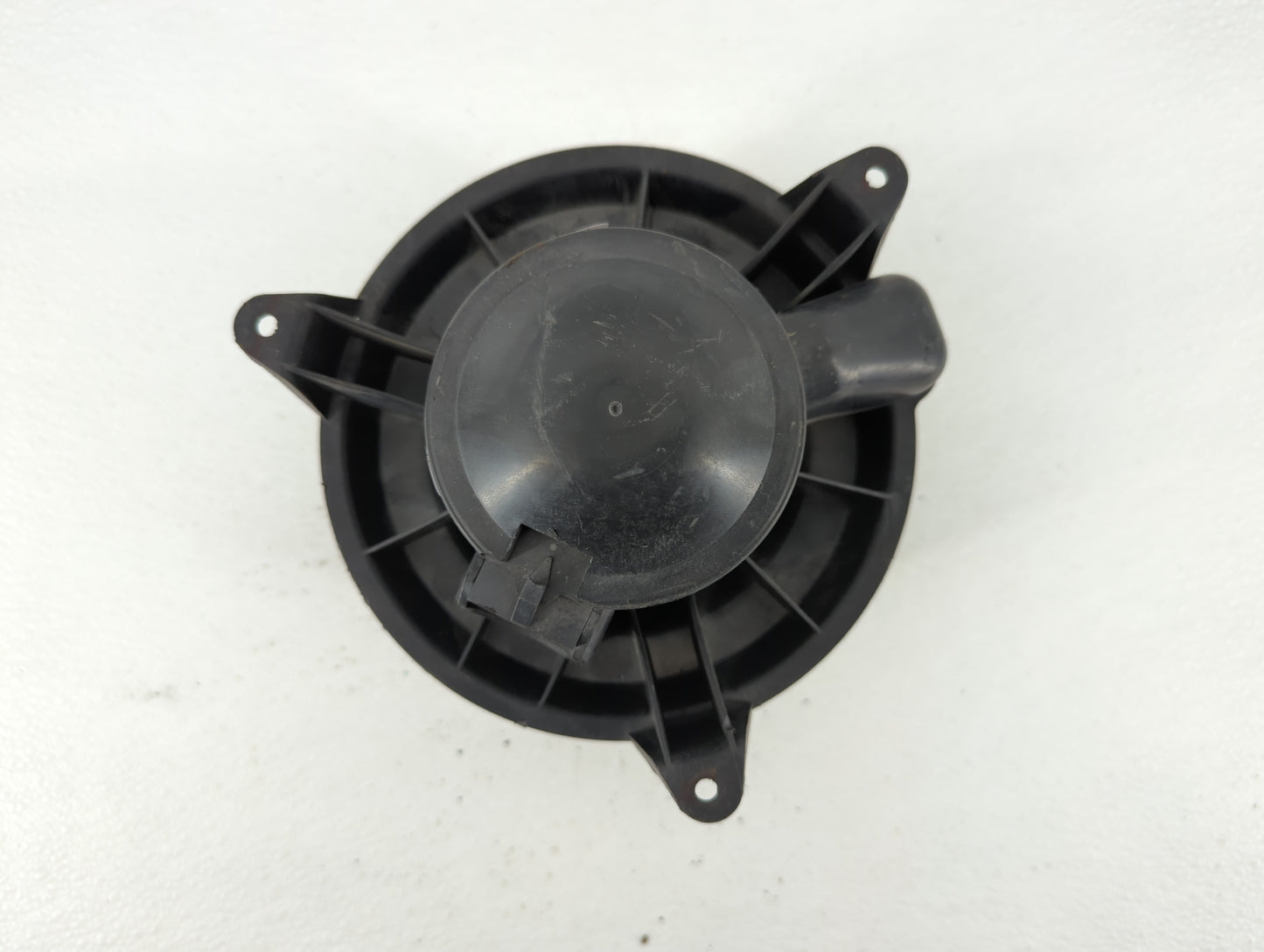 2002-2007 Saturn Vue Rear Heater AC Blower Motor P/N:19D583 Fits Fits 2002 2003 2004 2005 2006 2007 OEM Used Auto Parts - Oe