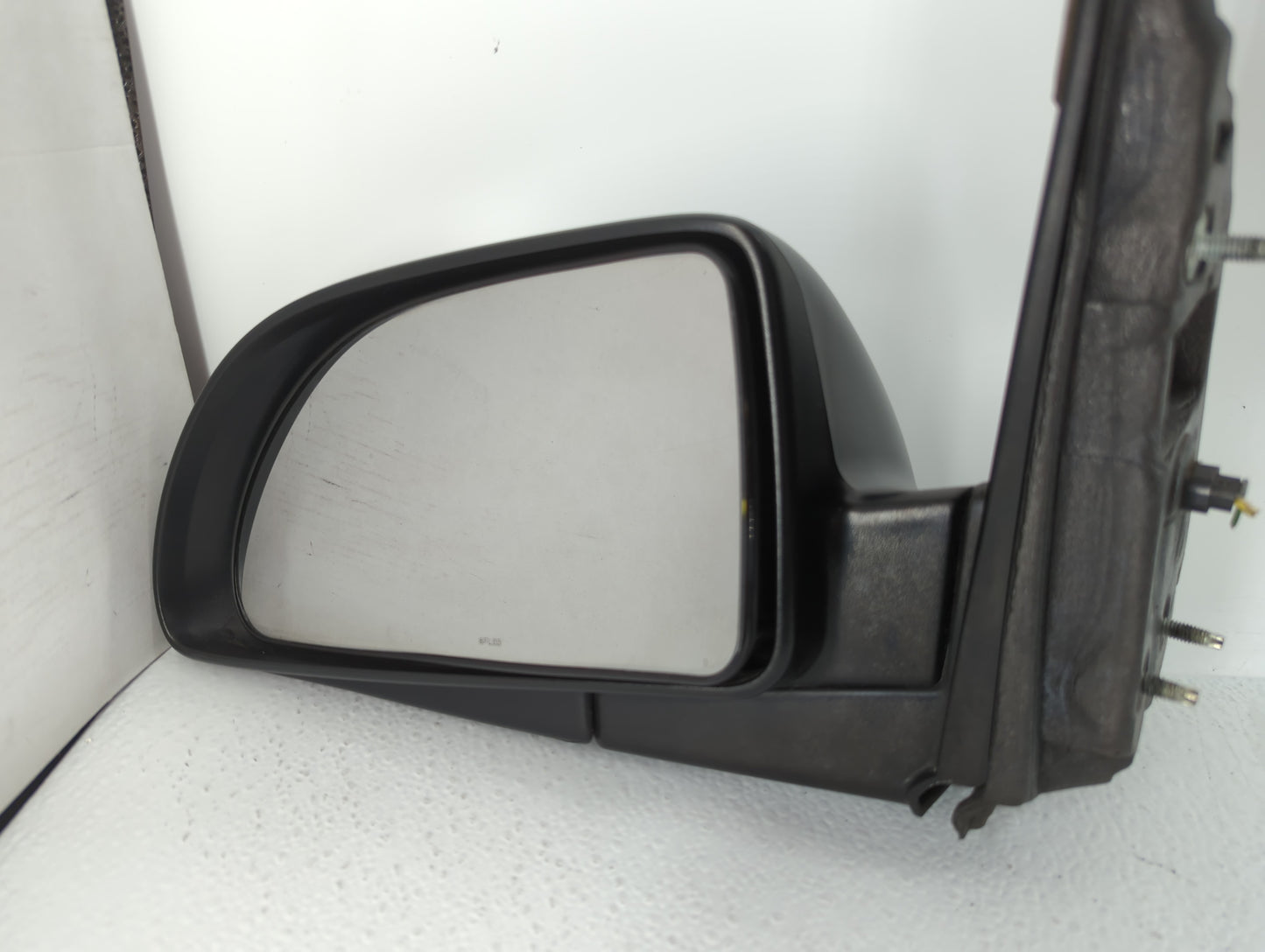 2003-2005 Saturn Vue Driver Side View Mirror - Left Door Mirror OEM Used - Oemusedautoparts1.com