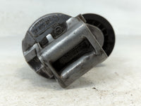 2003 Saturn Vue Fuel Injectors P/N:9 202 550 AS Fits OEM Used Auto Parts - Oemusedautoparts1.com