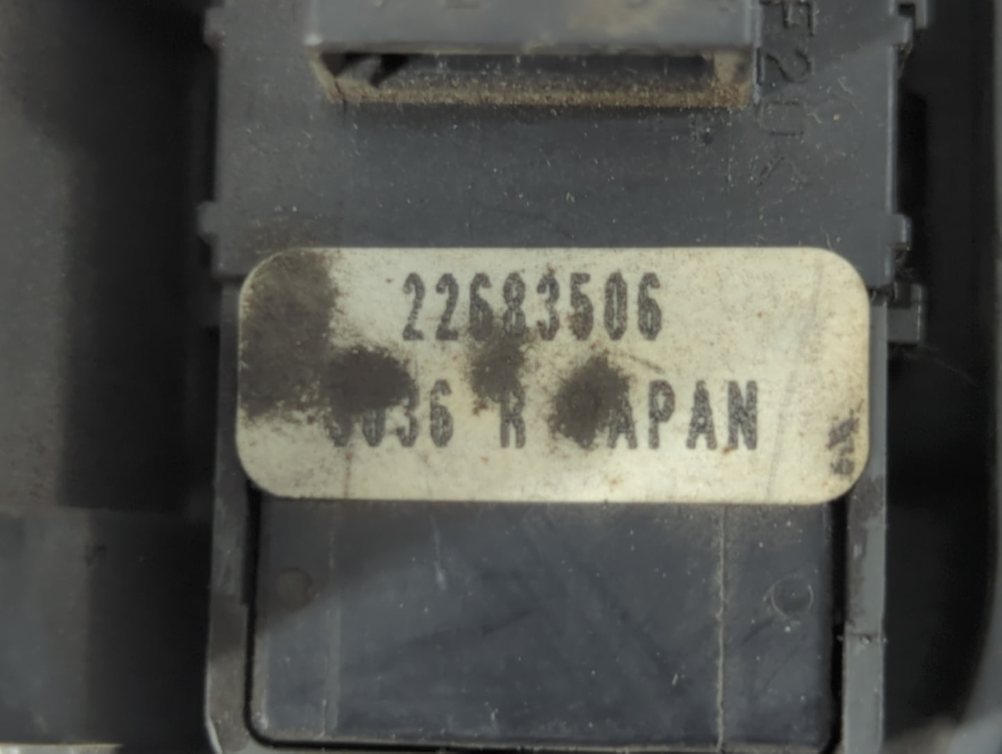 2003 Saturn Vue Drivers Side Inside Front Door Handle Oem 702962 - Oemusedautoparts1.com