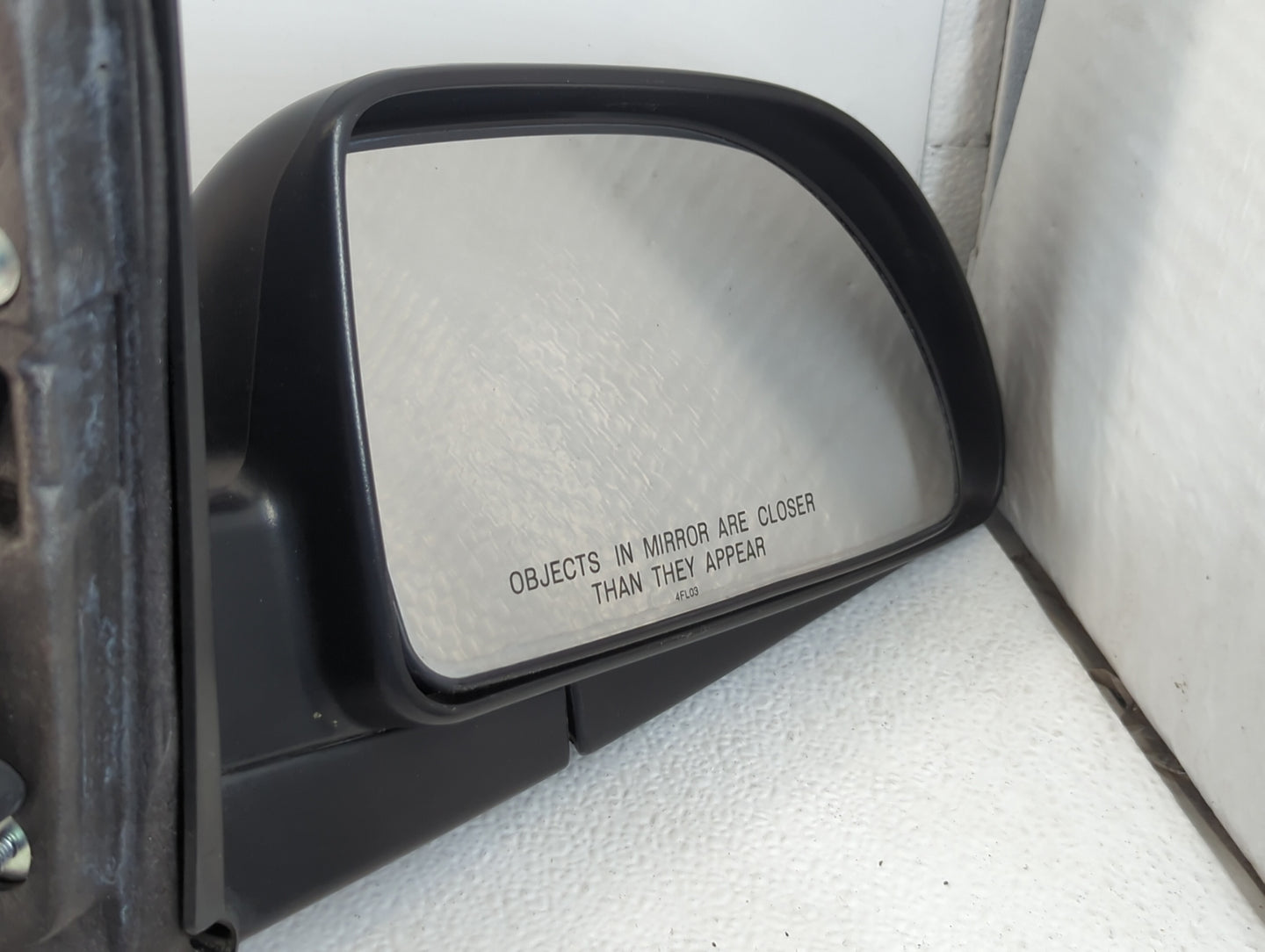 2003-2006 Saturn Vue Passenger Side View Mirror - Right Door Mirror OEM Used - Oemusedautoparts1.com