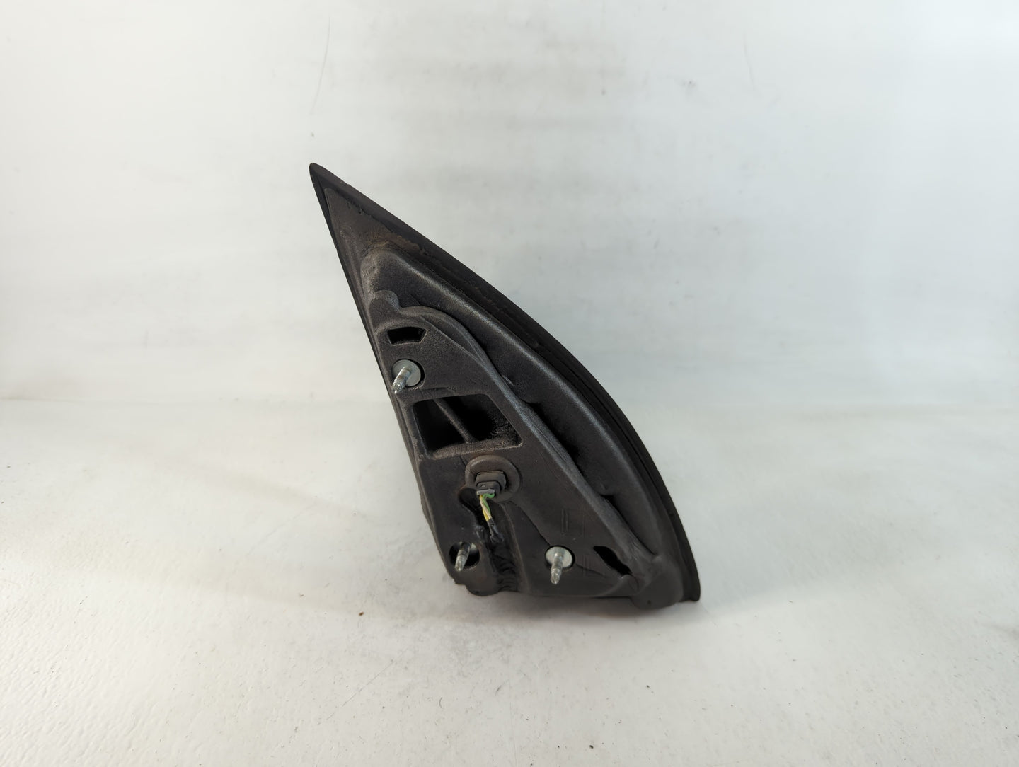 2002-2006 Saturn Vue Driver Side View Mirror - Left Door Mirror OEM Used - Oemusedautoparts1.com