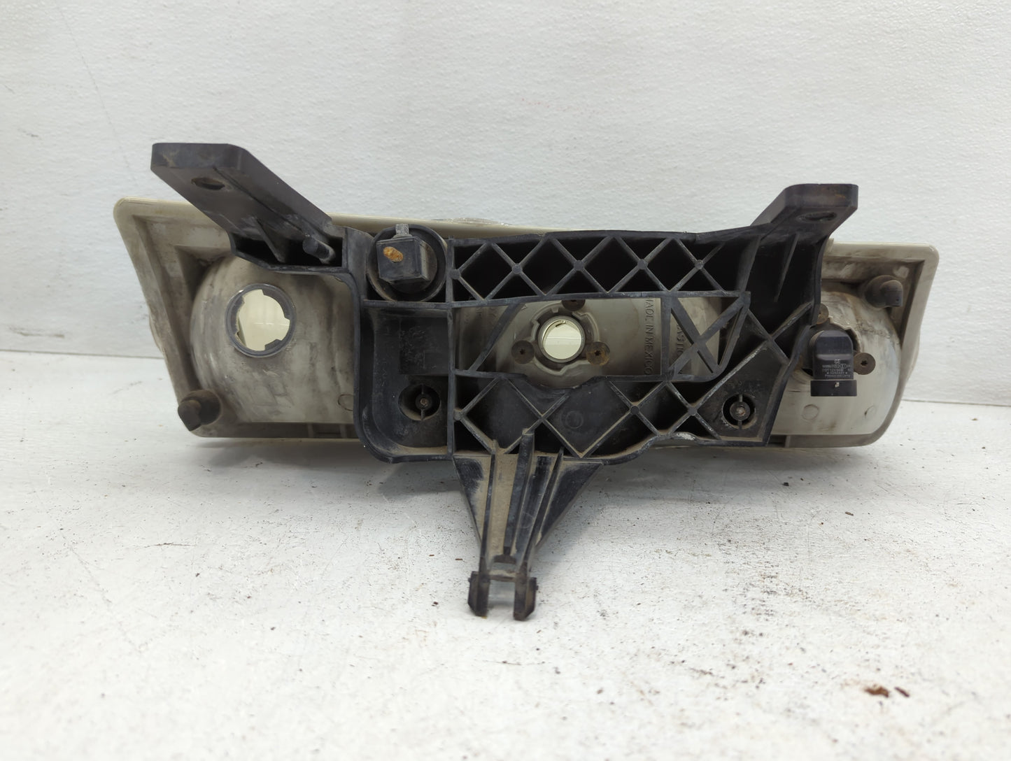 2002-2004 Saturn Vue Driver Left Oem Head Light Headlight Lamp - Oemusedautoparts1.com