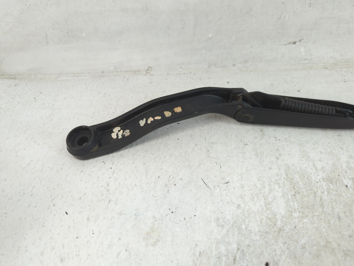 2003 Saturn Vue Front Drivers Wiper Arm Oem - Oemusedautoparts1.com