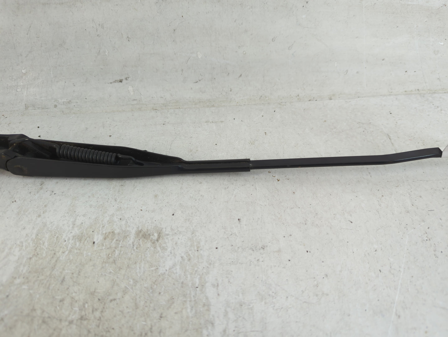 2003 Saturn Vue Front Drivers Wiper Arm Oem - Oemusedautoparts1.com
