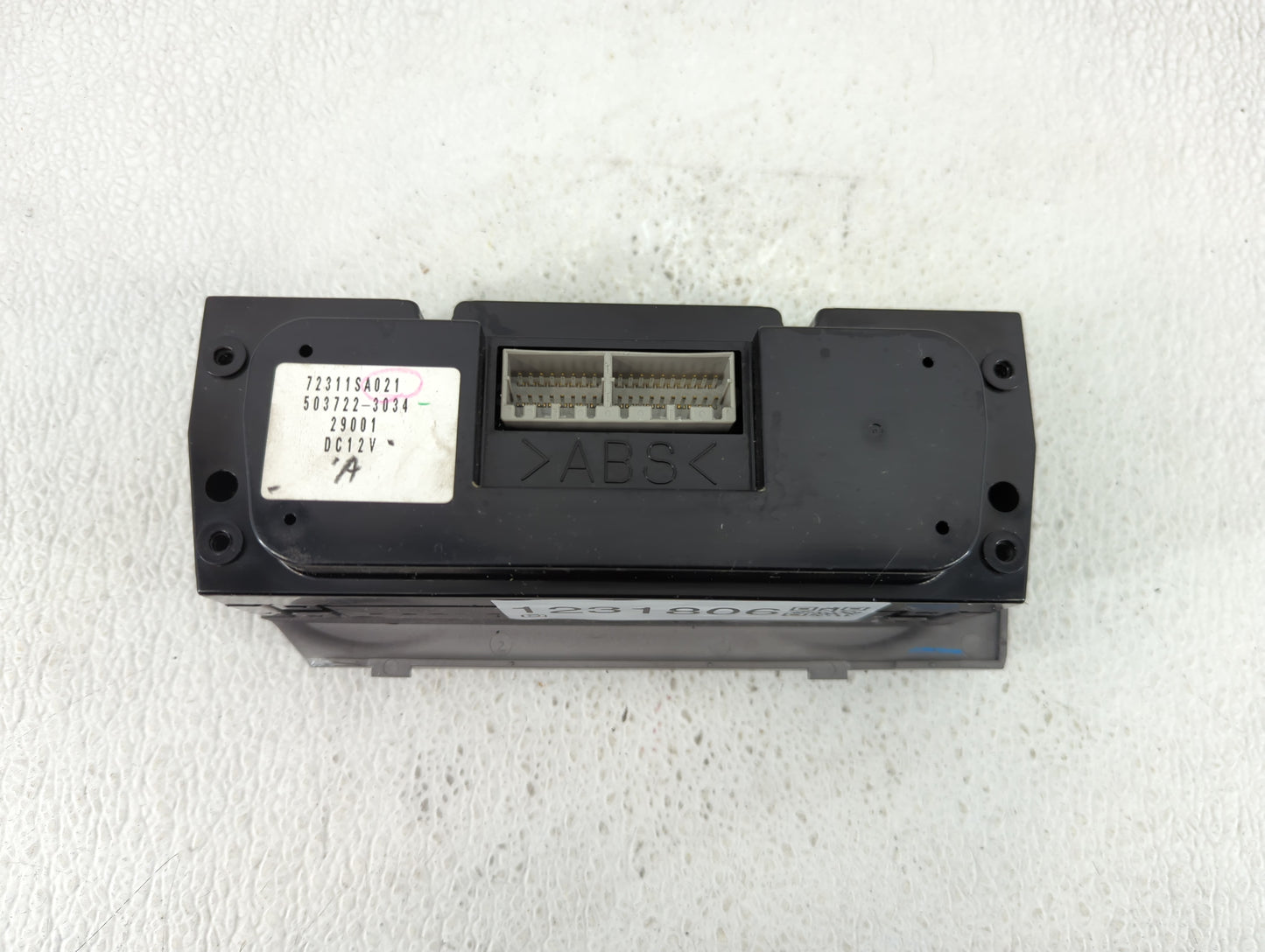 2003 Subaru Forester Climate Control Module Temperature AC/Heater Replacement P/N:72311SA022 Fits OEM Used Auto Parts - Oemu