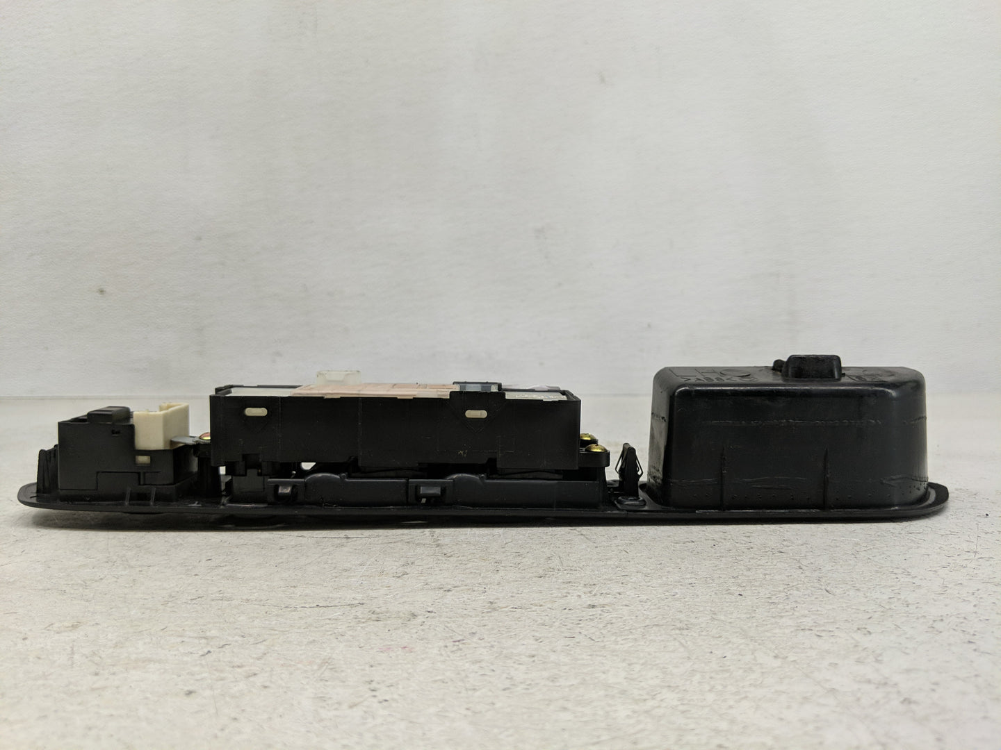 2003 Subaru Forester Master Power Window Switch Replacement Driver Side Left Fits Fits 2000 OEM Used Auto Parts - Oemusedaut