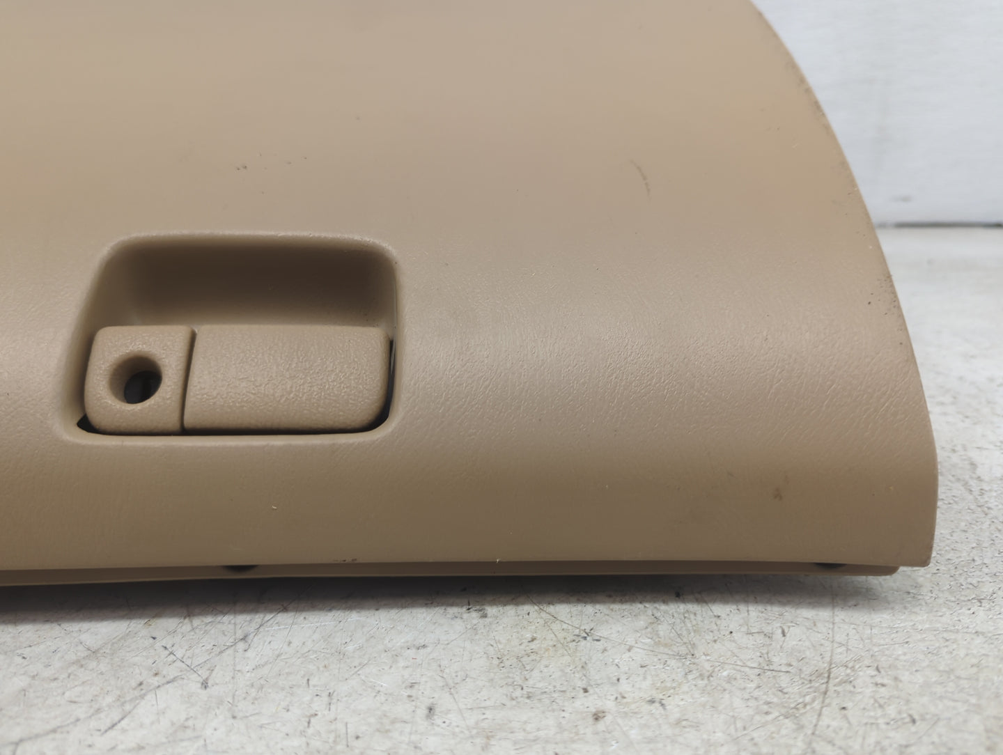 2003 Subaru Forester Passenger Glove Box Door Storage Compartment Beige - Oemusedautoparts1.com