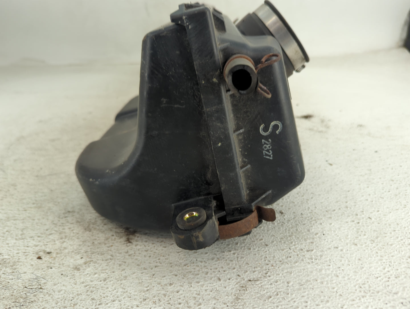 2003-2004 Subaru Forester Air Cleaner Intake-duct Hose Tube 1494229 - Oemusedautoparts1.com