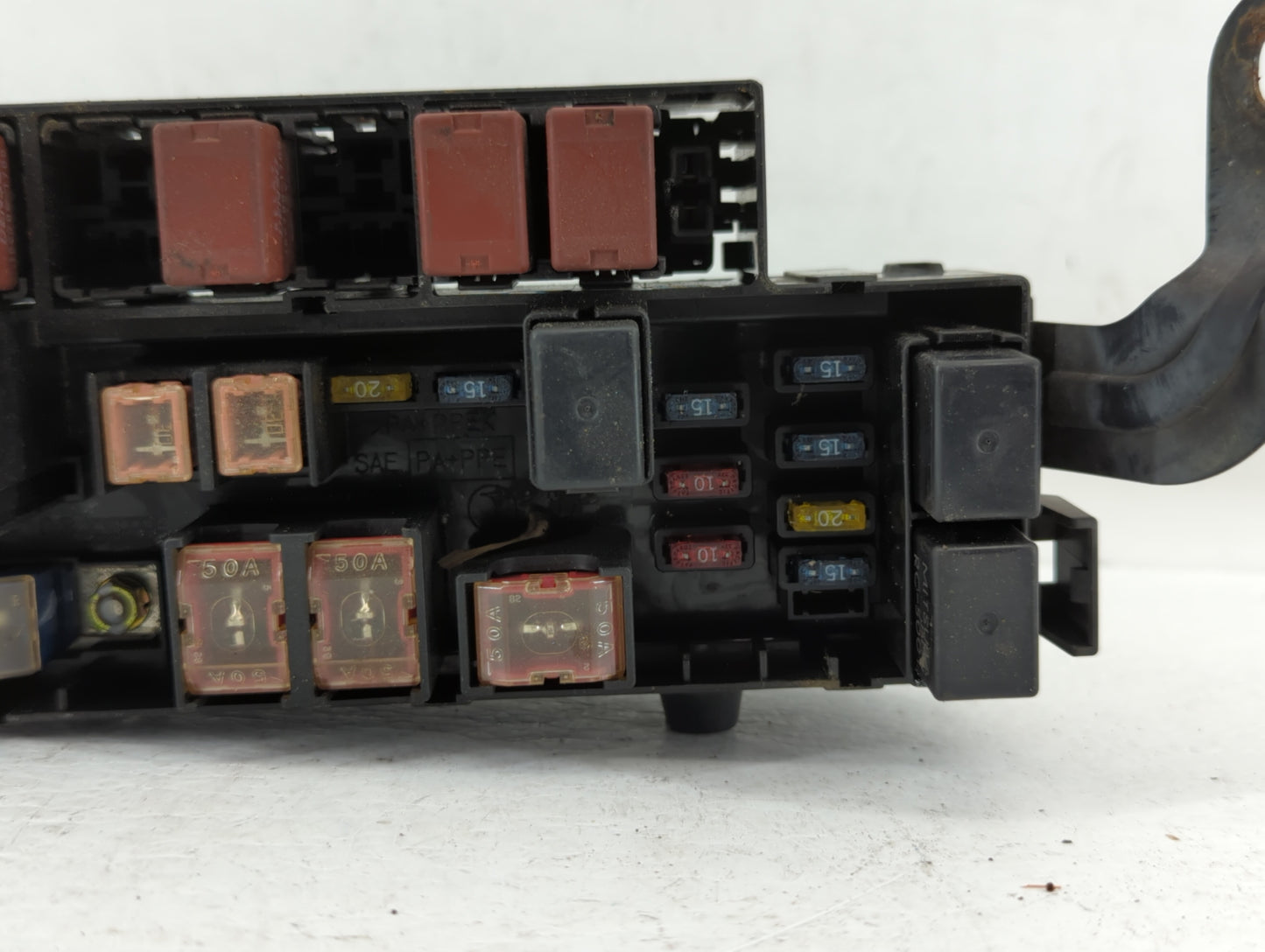 2003 Subaru Forester Fusebox Fuse Box Panel Relay Module P/N:82231SA000 Fits OEM Used Auto Parts - Oemusedautoparts1.com