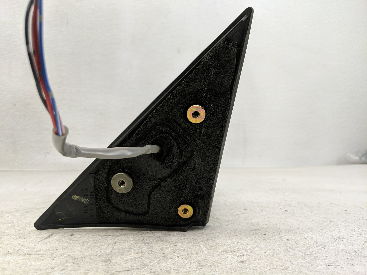 2000-2004 Subaru Legacy Driver Side View Mirror - Left Door Mirror OEM Used - Oemusedautoparts1.com
