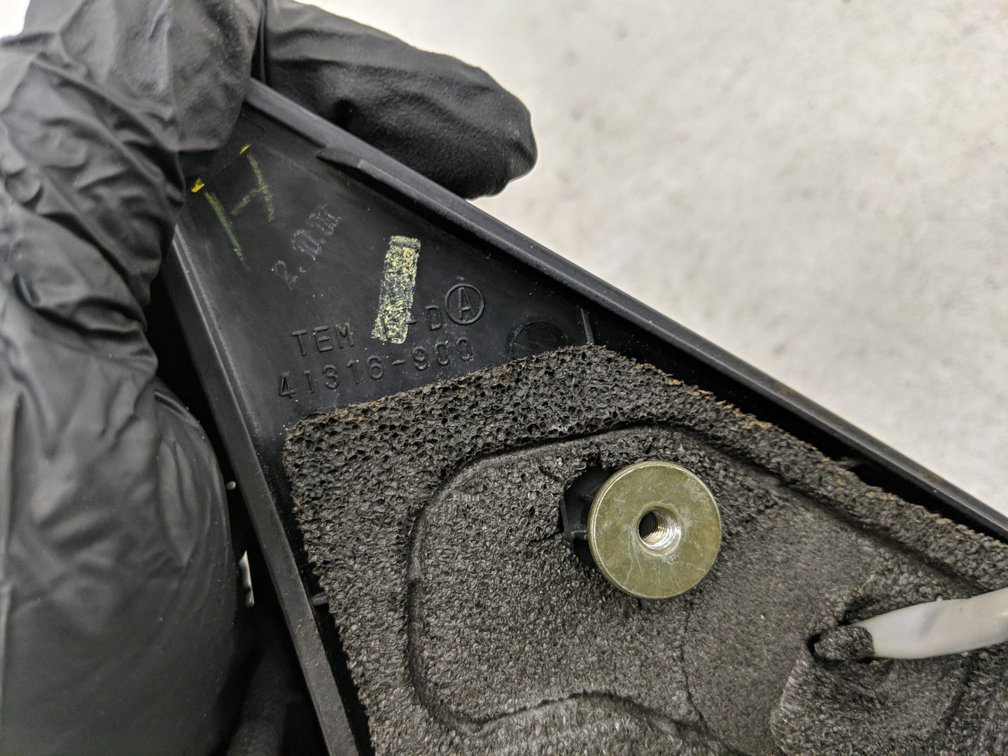 2000-2004 Subaru Legacy Driver Side View Mirror - Left Door Mirror OEM Used - Oemusedautoparts1.com