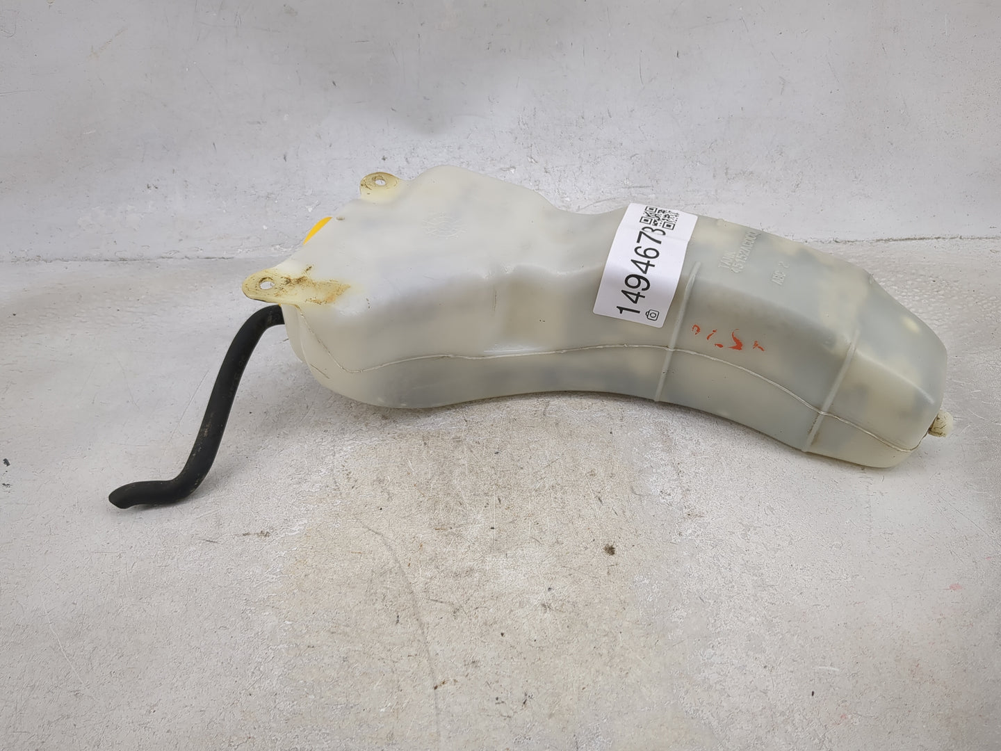 2000-2006 Subaru Legacy Radiator Coolant Overflow Expansion Tank Bottle - Oemusedautoparts1.com