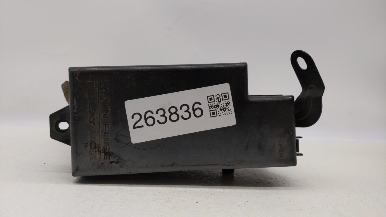 2002-2005 Subaru Legacy Fusebox Fuse Box Panel Relay Module P/N:82231AE07A Fits Fits 2002 2003 2004 2005 OEM Used Auto Parts