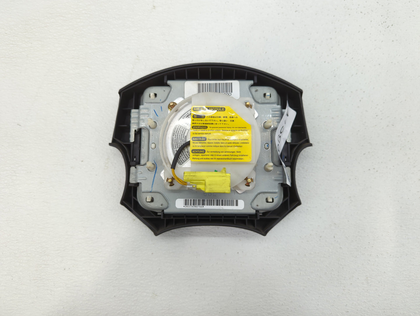 2000-2004 Subaru Legacy Air Bag Driver Left Steering Wheel Mounted Fits Fits 2000 2001 2002 2003 2004 2005 2006 OEM Used Aut