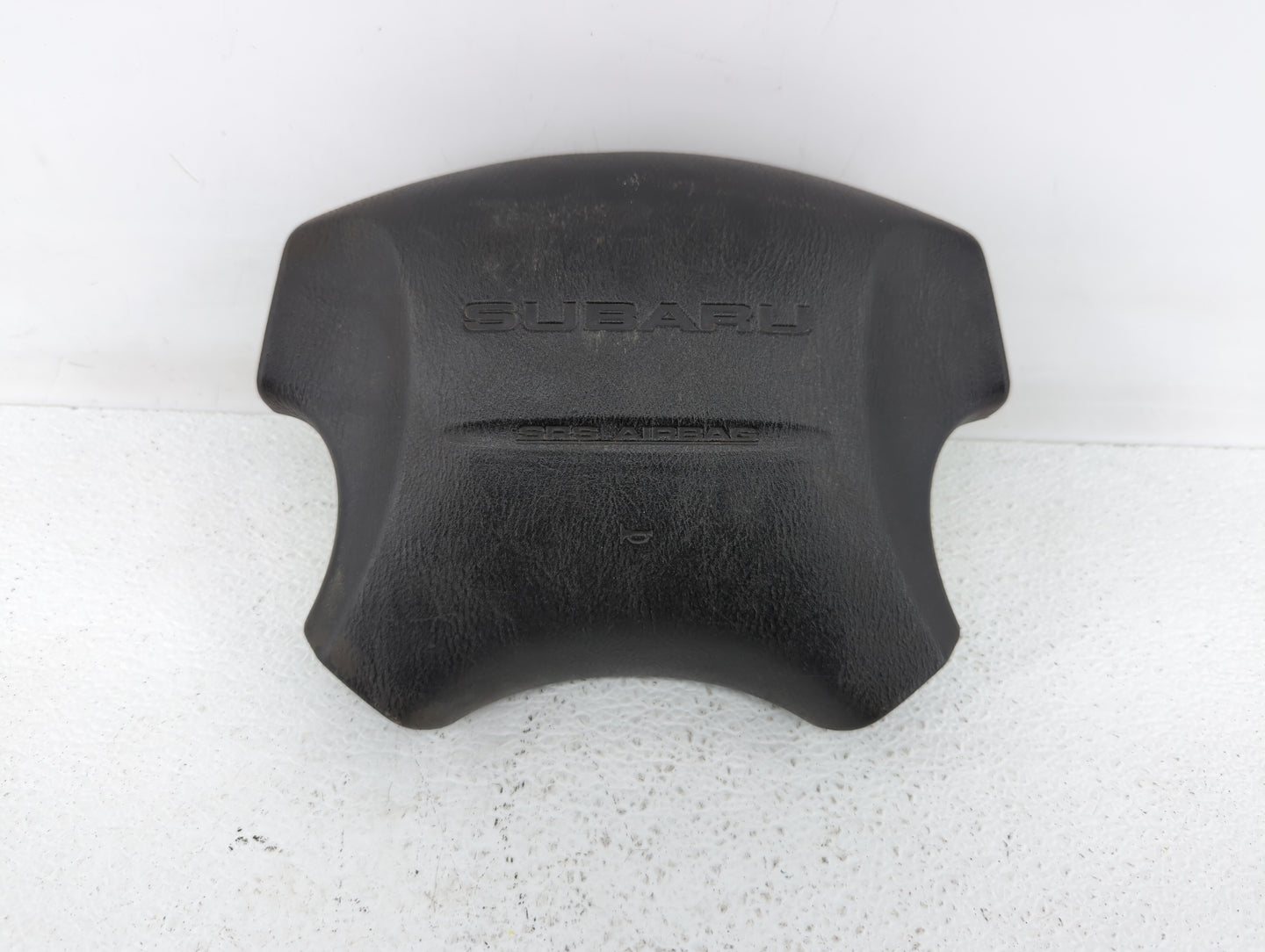 2000-2004 Subaru Legacy Air Bag Driver Left Steering Wheel Mounted Fits Fits 2000 2001 2002 2003 2004 2005 2006 OEM Used Aut