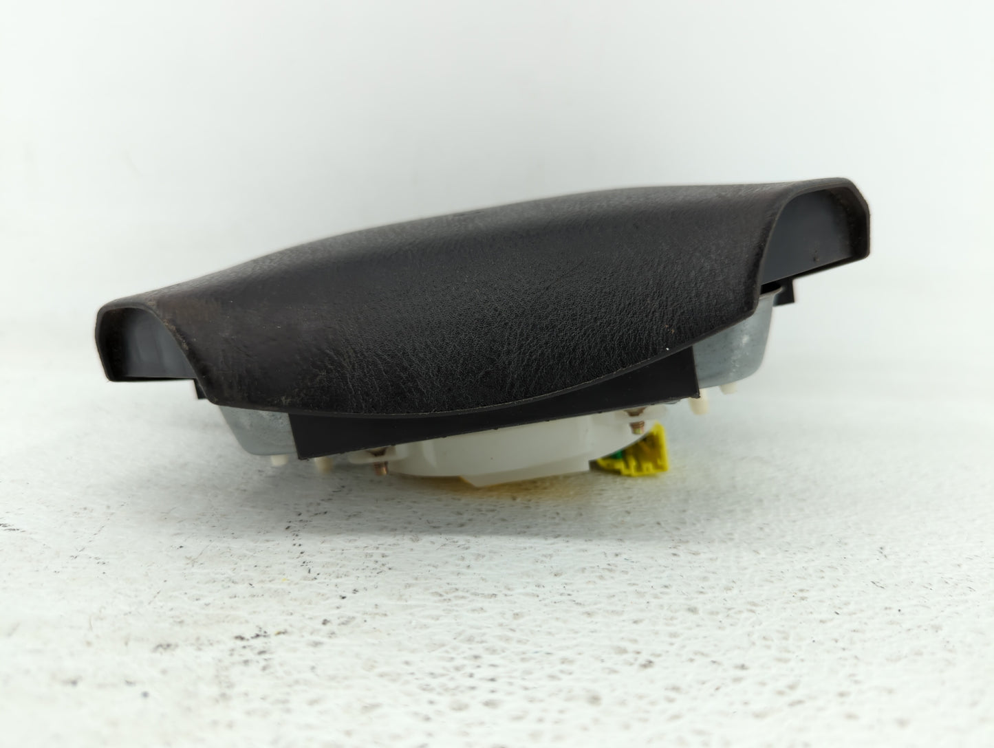 2000-2004 Subaru Legacy Air Bag Driver Left Steering Wheel Mounted Fits Fits 2000 2001 2002 2003 2004 2005 2006 OEM Used Aut