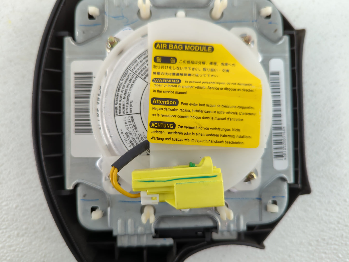 2000-2004 Subaru Legacy Air Bag Driver Left Steering Wheel Mounted Fits Fits 2000 2001 2002 2003 2004 2005 2006 OEM Used Aut