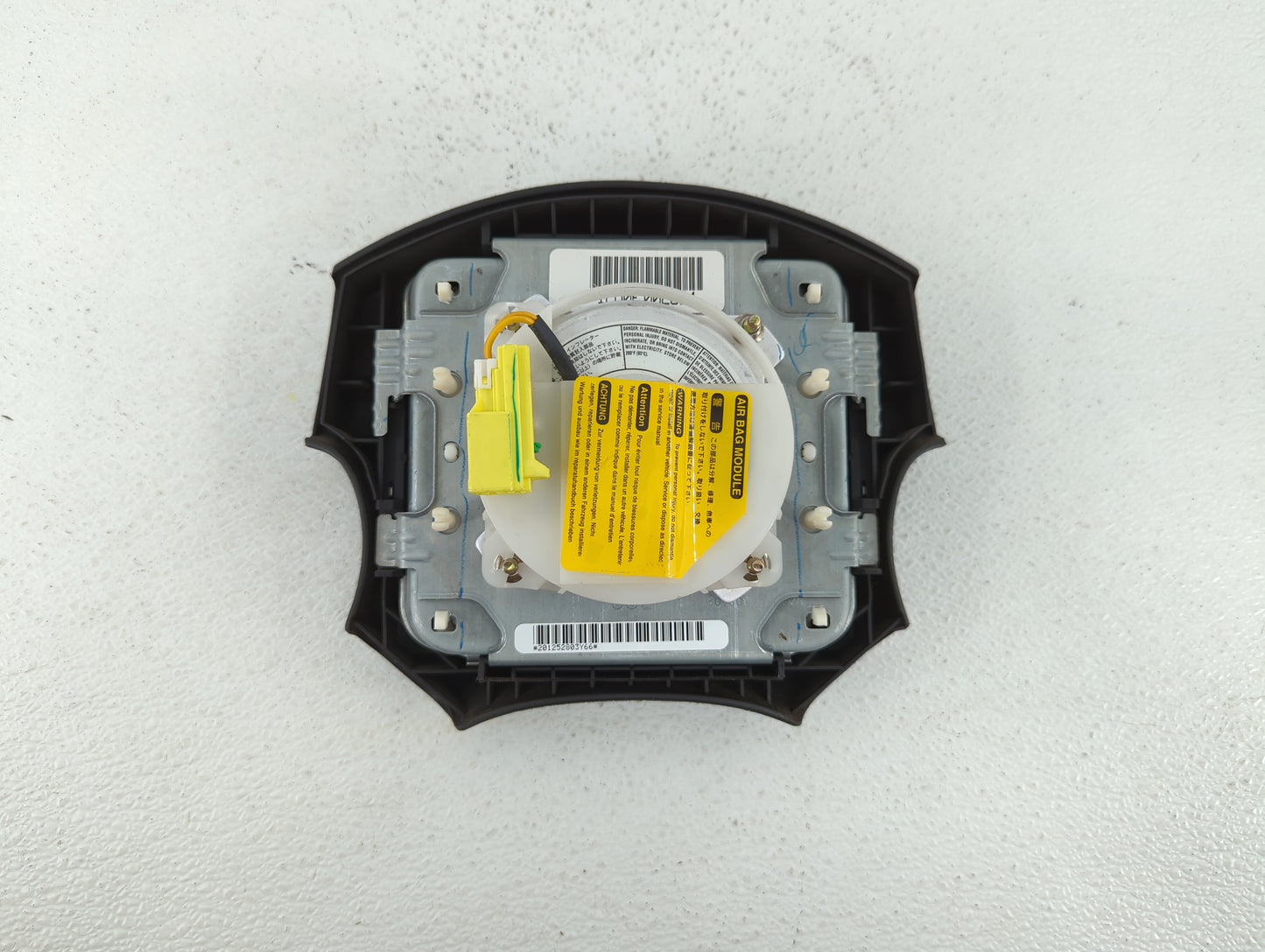 2000-2004 Subaru Legacy Air Bag Driver Left Steering Wheel Mounted Fits Fits 2000 2001 2002 2003 2004 2005 2006 OEM Used Aut